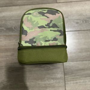 ⭐️Thermos Camo Insulated Lunch Box